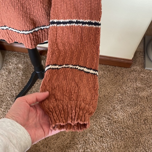 NWT’s Hem & Thread Textured Chunky V-Neck Stripe Sweater Rust & Cream Size L - Picture 6 of 12